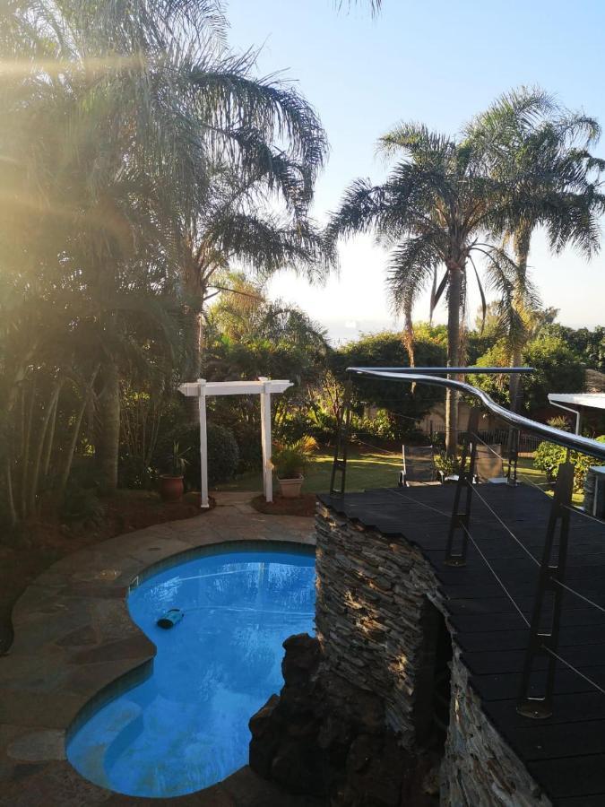 Hotel 32 On Mendoza Durban Esterno foto